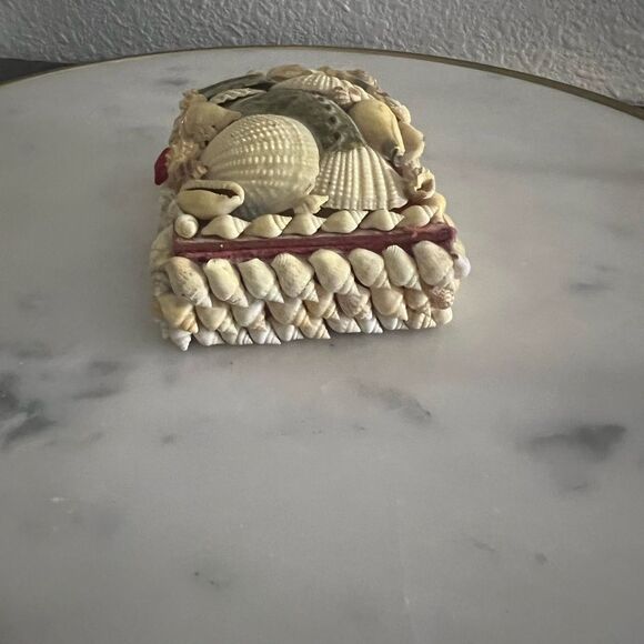 Vintage Trinket Box Shells Jewelry Philippines 4” L 3”W 1.5”H 1”D - Picture 5 of 6